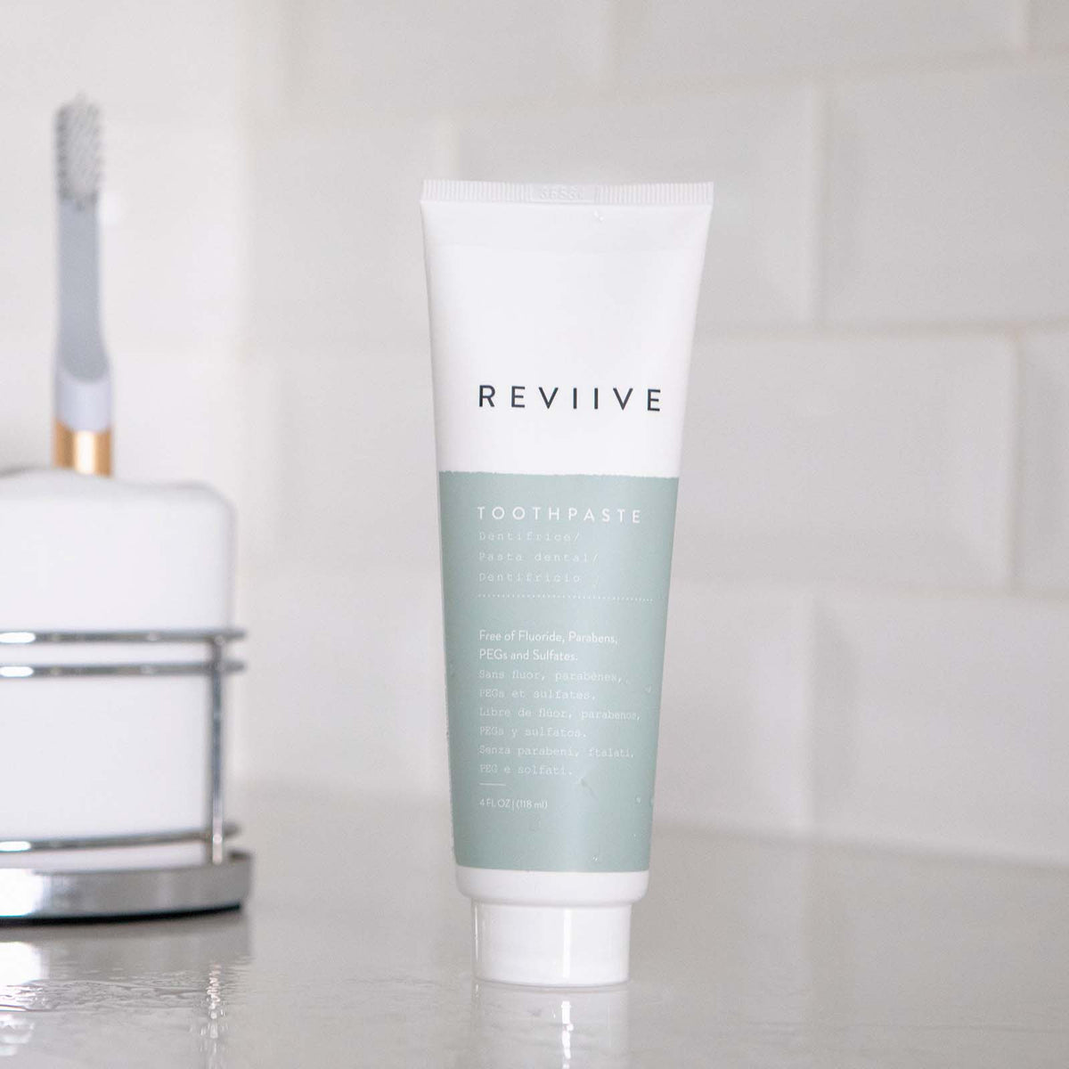 Reviive™ Toothpaste – lifestyle photo
